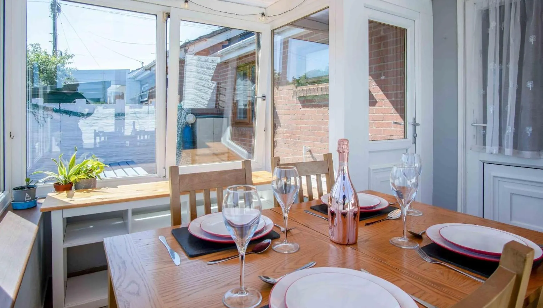 Cosy Cottage - 2 Bedroom Cottage - Mumbles Swansea United Kingdom