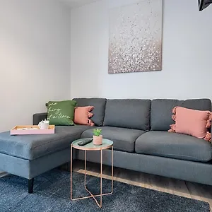 Pass The Keys Luxury Bright Spacious Family - Near Beaches Swansea